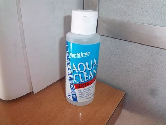 Peinture / Lubrifiant / Nettoyage aqua clean 100ml