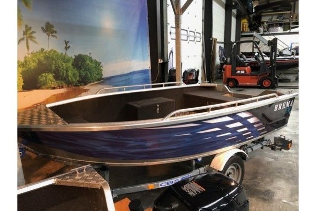 Les bateaux de pêche neufs BREMA 370 STANDARD PLUS