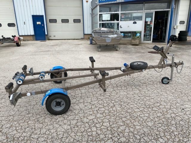 Les remorques d'occasion REMORQUE AREA PTAC  500 KG